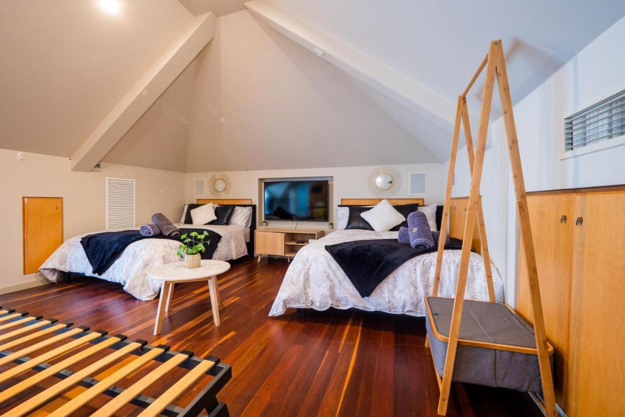 Quiet Private Studio In Strathfield With Kitchenette And Private Bathroom 3Min To Station Sleeps 6 Sydney Esterno foto