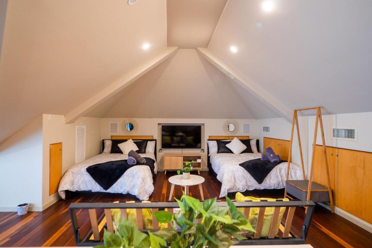 Quiet Private Studio In Strathfield With Kitchenette And Private Bathroom 3Min To Station Sleeps 6 Sydney Esterno foto